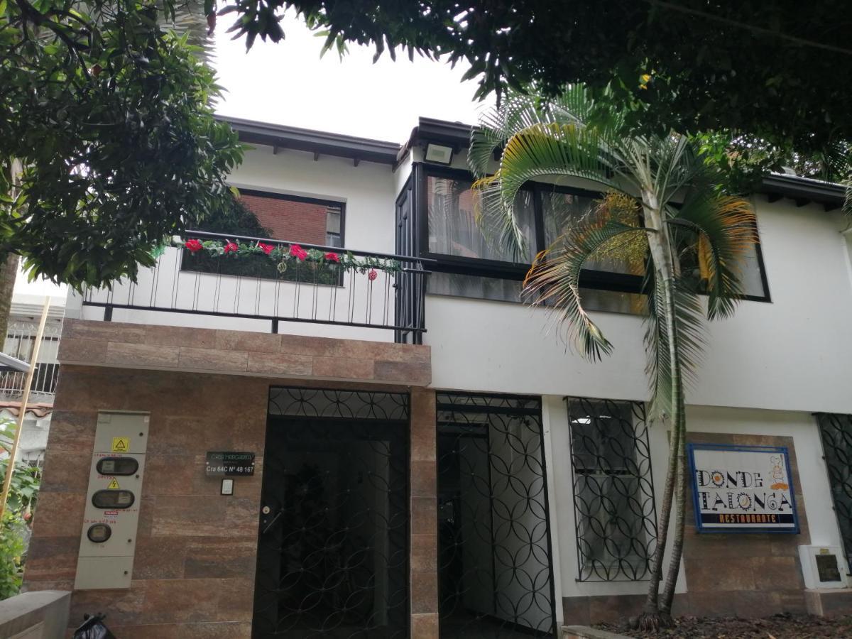 Apartamentos Amoblados Laureles Estadio Medellin Casa Margarita Exterior photo